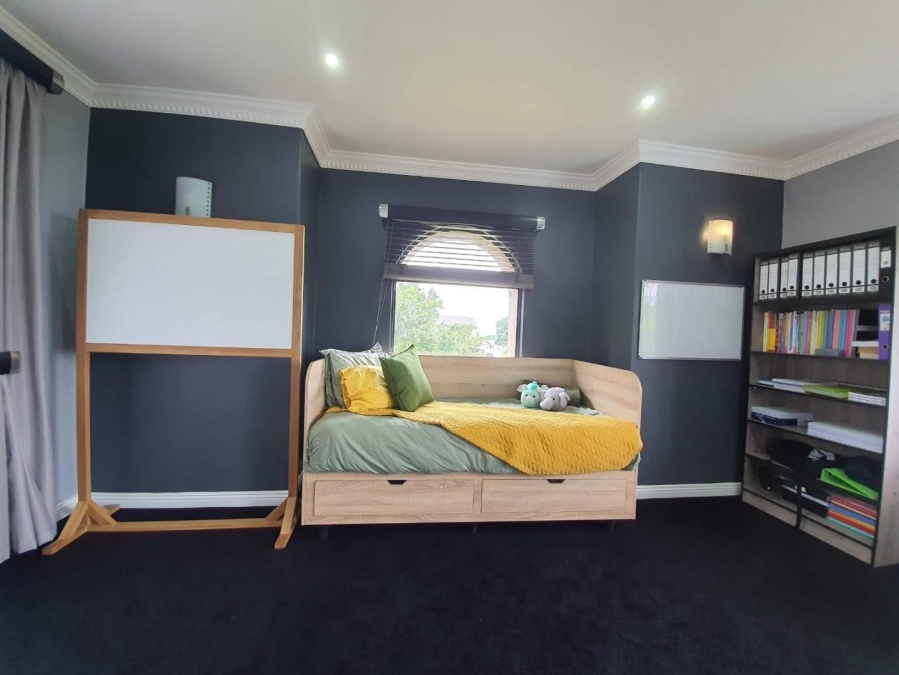 4 Bedroom Property for Sale in Reservoir Hills KwaZulu-Natal