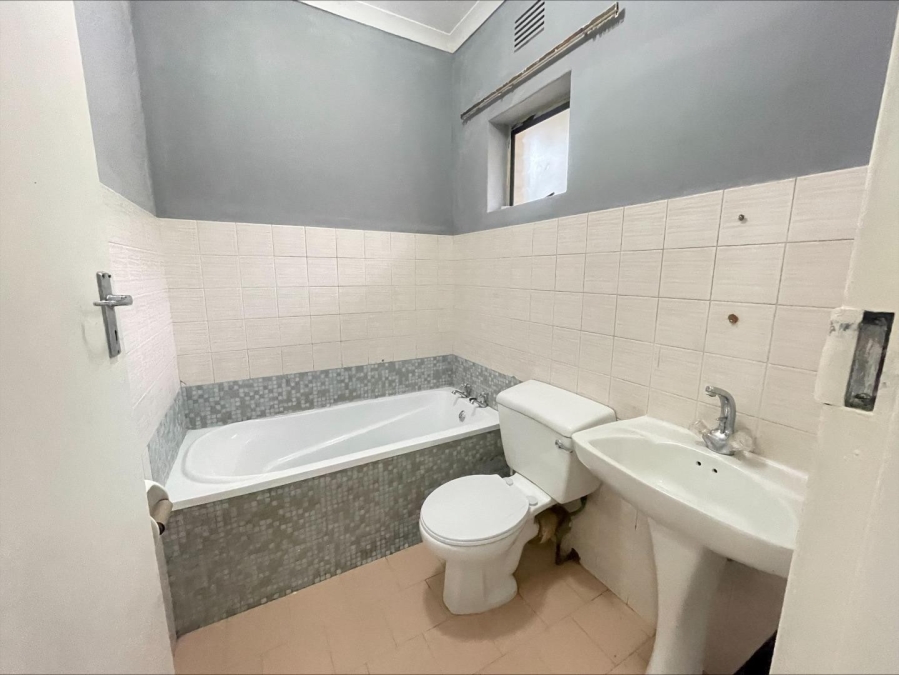 To Let 1 Bedroom Property for Rent in Reservoir Hills KwaZulu-Natal