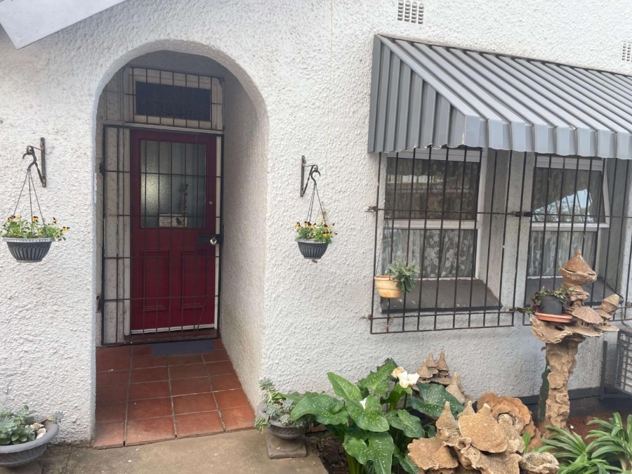 5 Bedroom Property for Sale in Glenwood KwaZulu-Natal