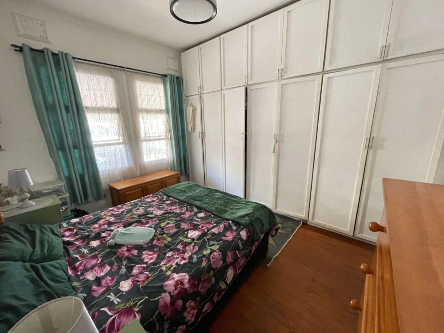 5 Bedroom Property for Sale in Glenwood KwaZulu-Natal