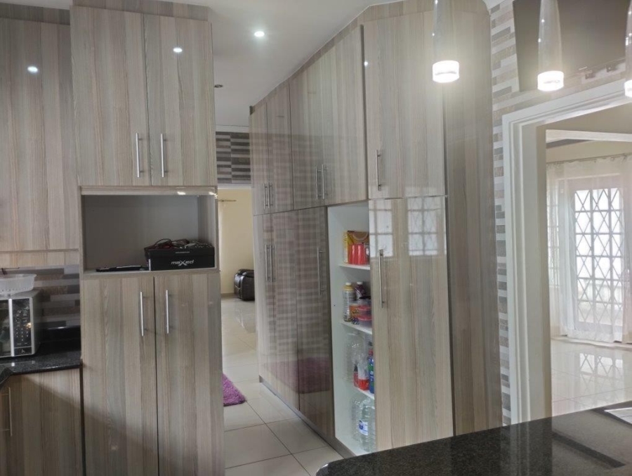 5 Bedroom Property for Sale in Westville KwaZulu-Natal