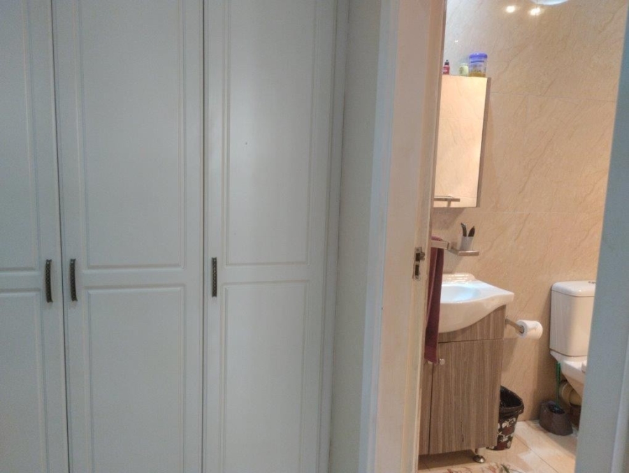5 Bedroom Property for Sale in Westville KwaZulu-Natal