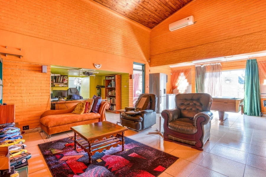 4 Bedroom Property for Sale in Reservoir Hills KwaZulu-Natal