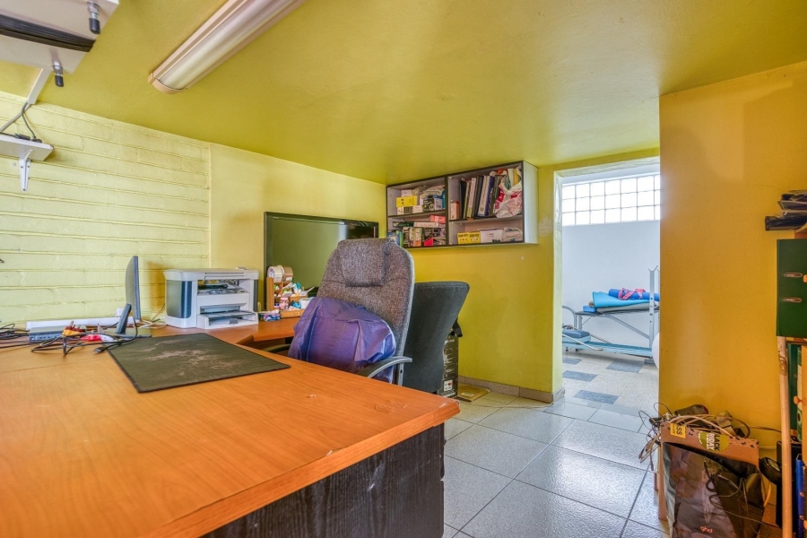 4 Bedroom Property for Sale in Reservoir Hills KwaZulu-Natal