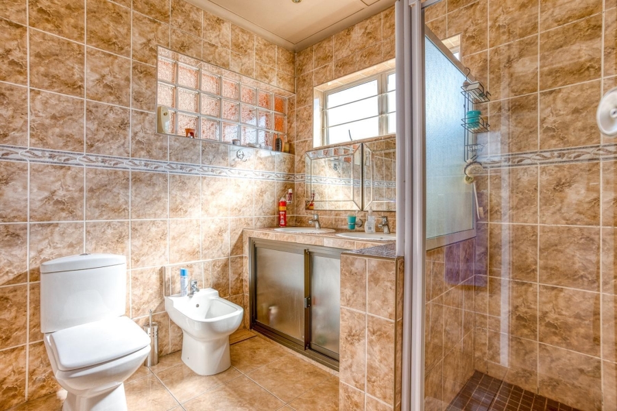 4 Bedroom Property for Sale in Reservoir Hills KwaZulu-Natal