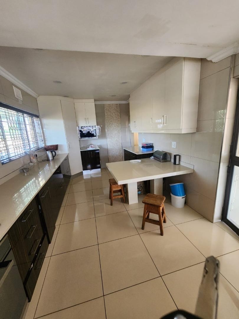 4 Bedroom Property for Sale in Morningside KwaZulu-Natal
