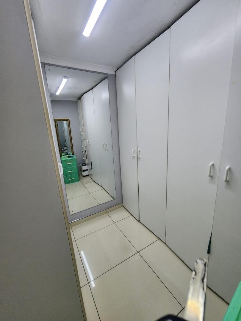 4 Bedroom Property for Sale in Morningside KwaZulu-Natal