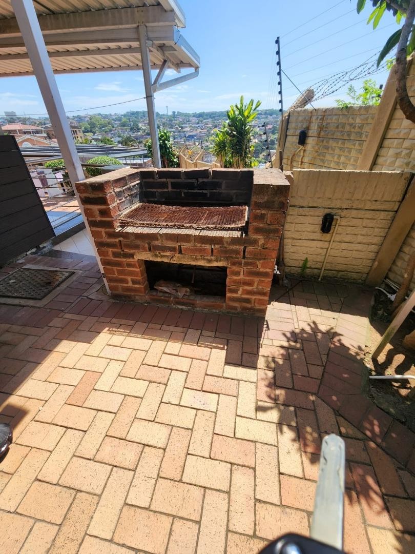 4 Bedroom Property for Sale in Morningside KwaZulu-Natal