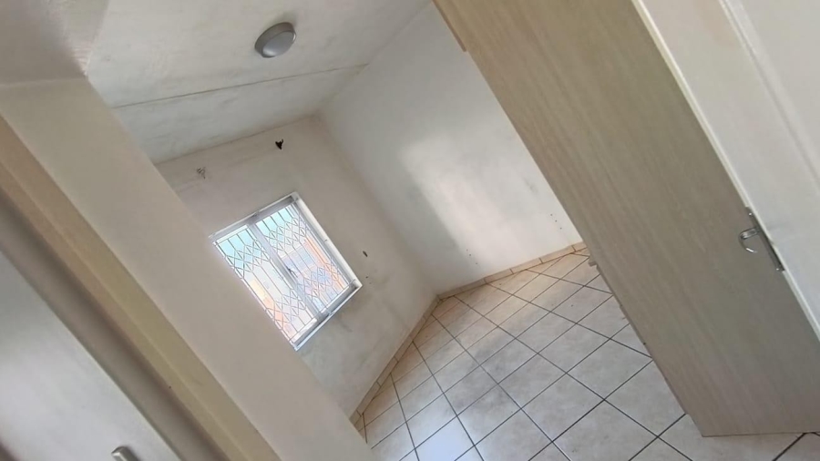2 Bedroom Property for Sale in Woodhurst KwaZulu-Natal