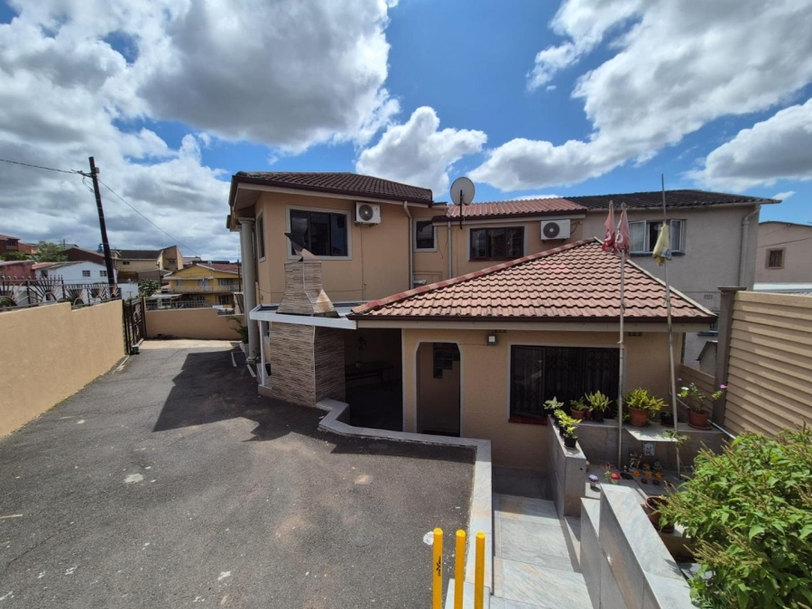 3 Bedroom Property for Sale in Westcliff KwaZulu-Natal
