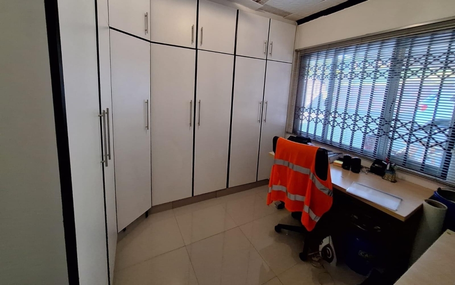 3 Bedroom Property for Sale in Shallcross KwaZulu-Natal