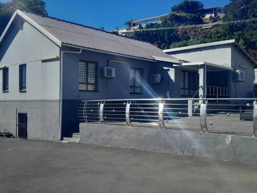 5 Bedroom Property for Sale in Bluff KwaZulu-Natal