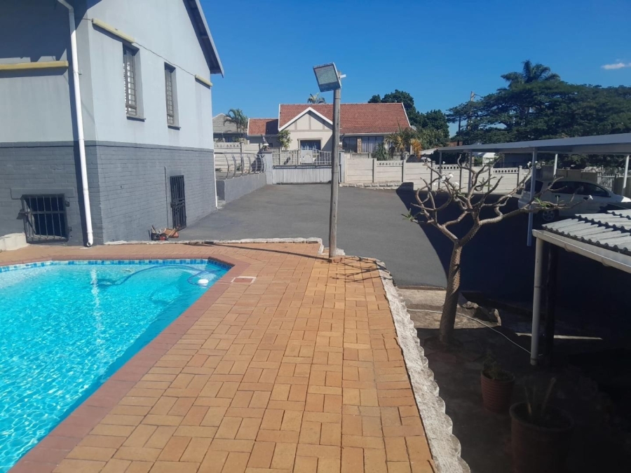 5 Bedroom Property for Sale in Bluff KwaZulu-Natal