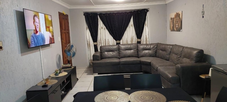 2 Bedroom Property for Sale in New Germany KwaZulu-Natal
