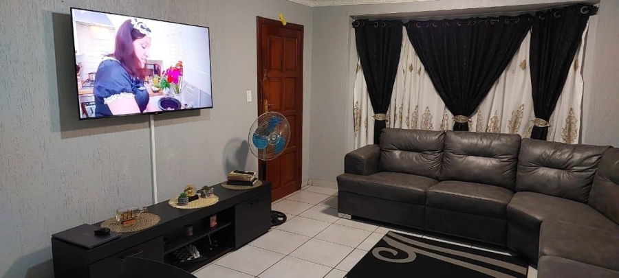 2 Bedroom Property for Sale in New Germany KwaZulu-Natal