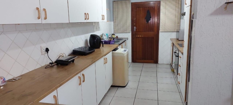 2 Bedroom Property for Sale in New Germany KwaZulu-Natal