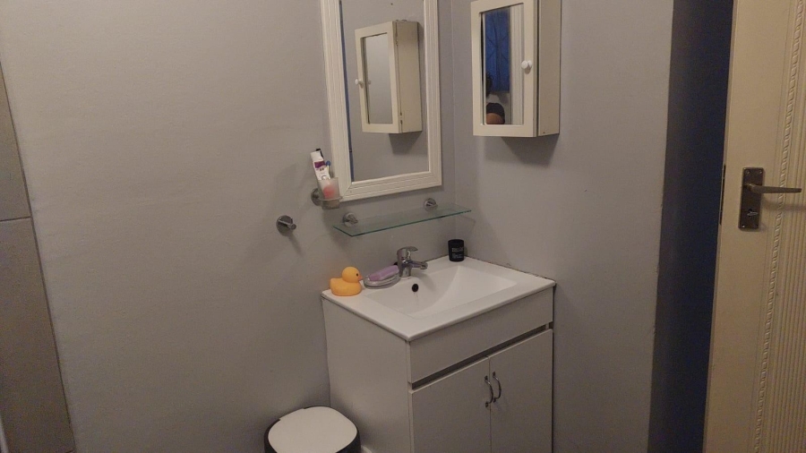 2 Bedroom Property for Sale in New Germany KwaZulu-Natal