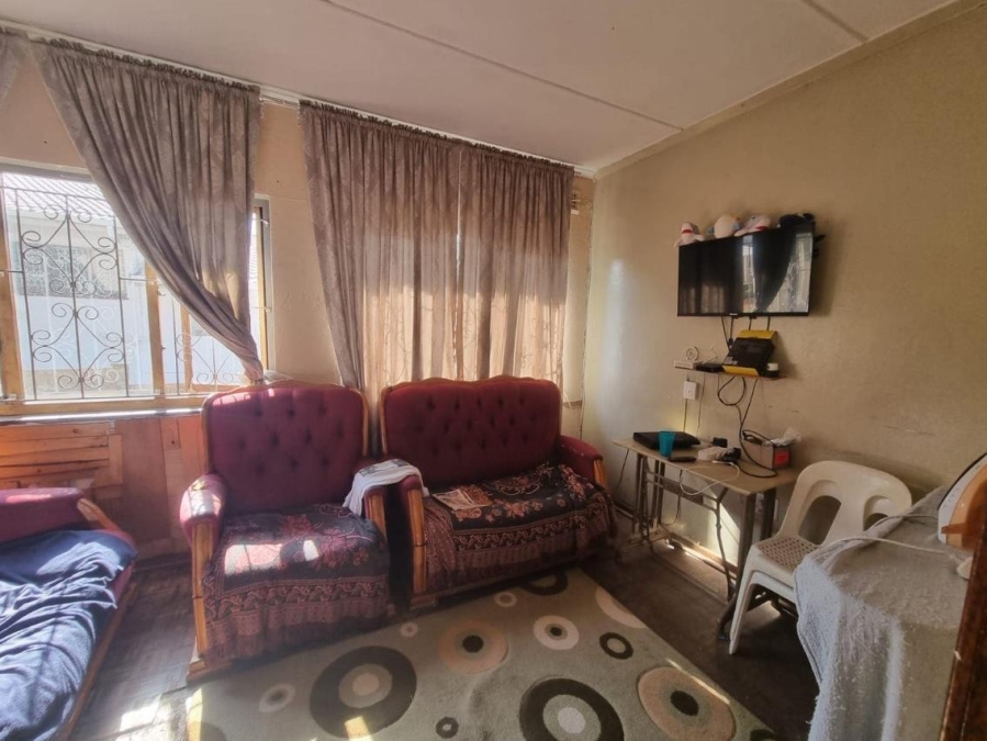 4 Bedroom Property for Sale in Kharwastan KwaZulu-Natal