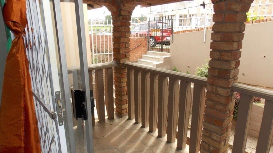 5 Bedroom Property for Sale in Havenside KwaZulu-Natal