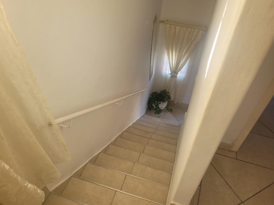 To Let 2 Bedroom Property for Rent in Arena Park KwaZulu-Natal