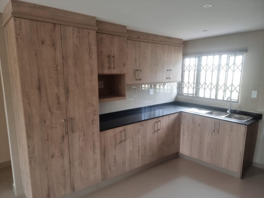 To Let 3 Bedroom Property for Rent in Clayfield KwaZulu-Natal