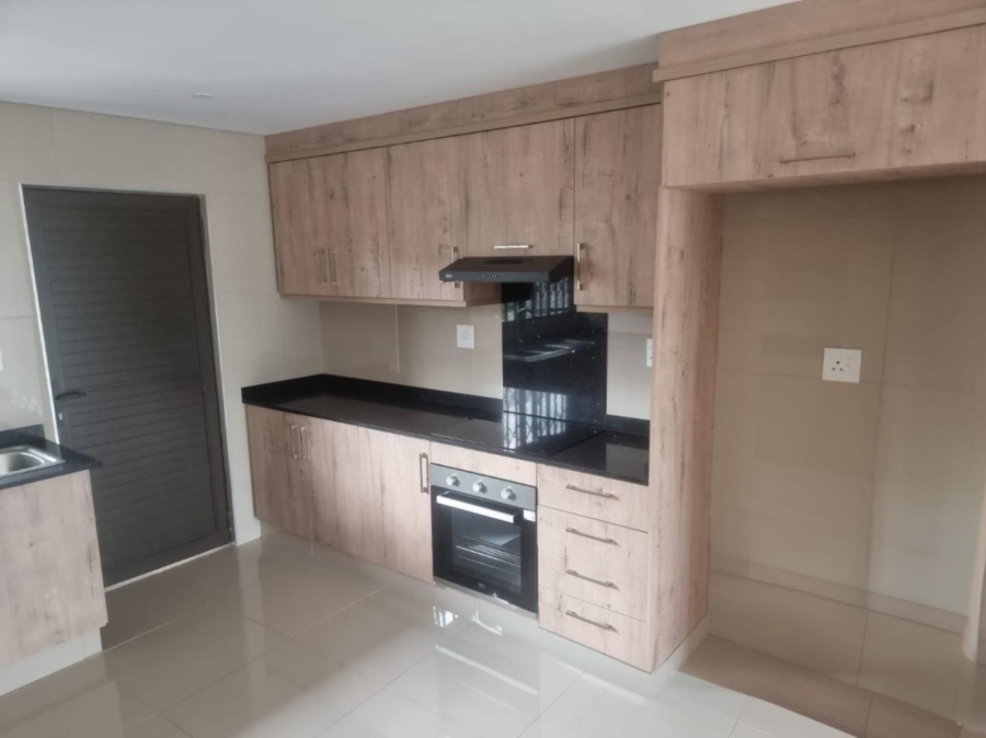 To Let 3 Bedroom Property for Rent in Clayfield KwaZulu-Natal