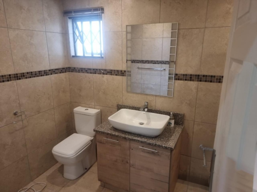 To Let 3 Bedroom Property for Rent in Clayfield KwaZulu-Natal