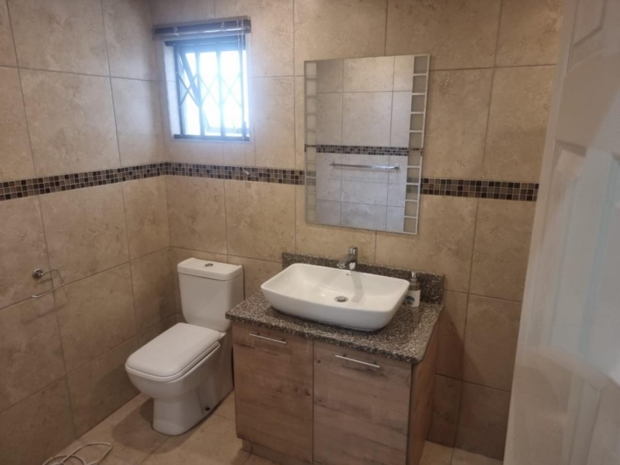To Let 3 Bedroom Property for Rent in Clayfield KwaZulu-Natal