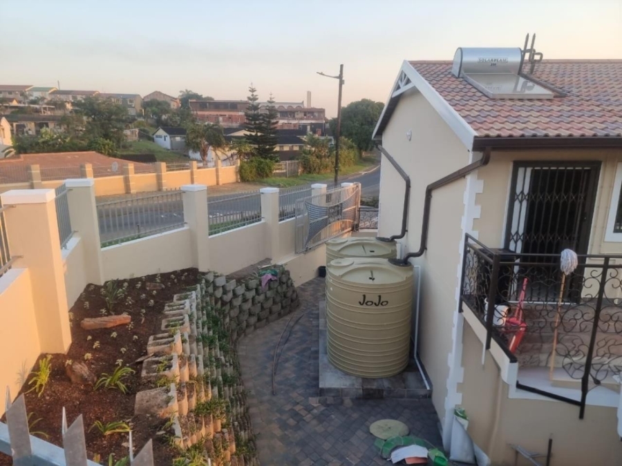 To Let 3 Bedroom Property for Rent in Clayfield KwaZulu-Natal