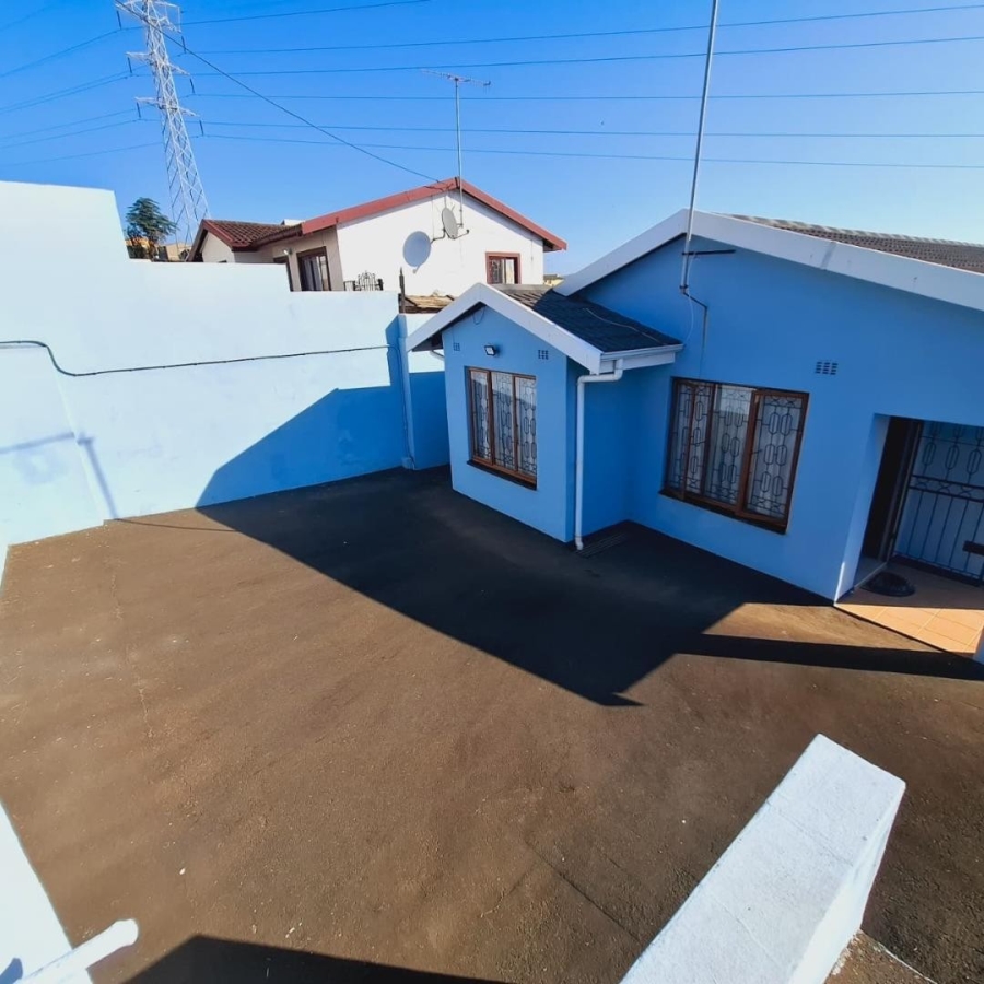 3 Bedroom Property for Sale in Newlands East KwaZulu-Natal