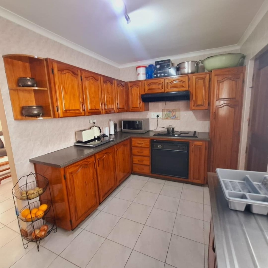 3 Bedroom Property for Sale in Newlands East KwaZulu-Natal