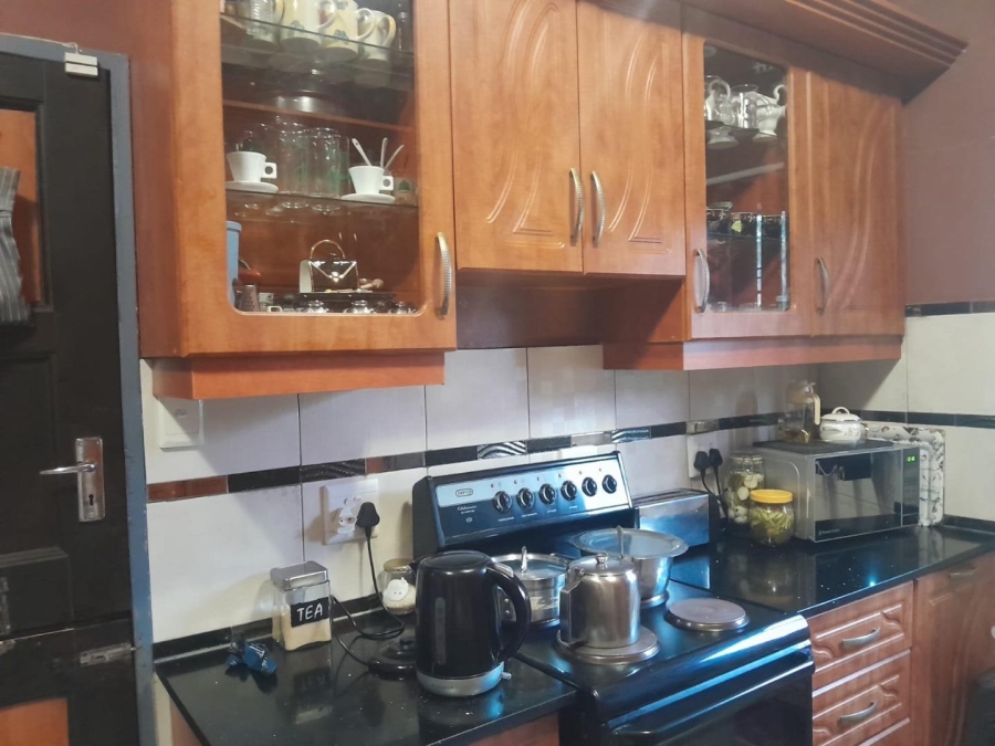 3 Bedroom Property for Sale in Arena Park KwaZulu-Natal
