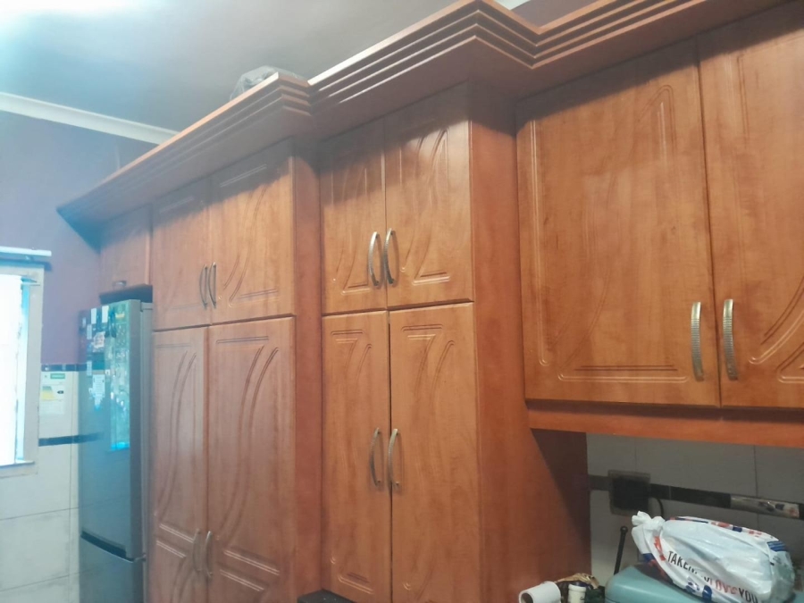 3 Bedroom Property for Sale in Arena Park KwaZulu-Natal
