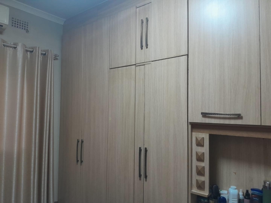 3 Bedroom Property for Sale in Arena Park KwaZulu-Natal