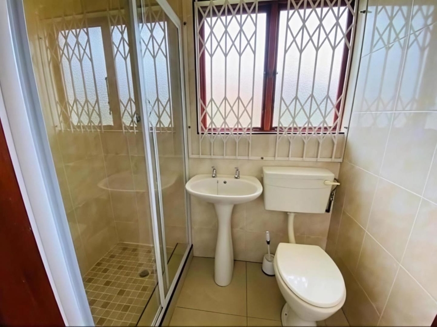 6 Bedroom Property for Sale in Malvern KwaZulu-Natal