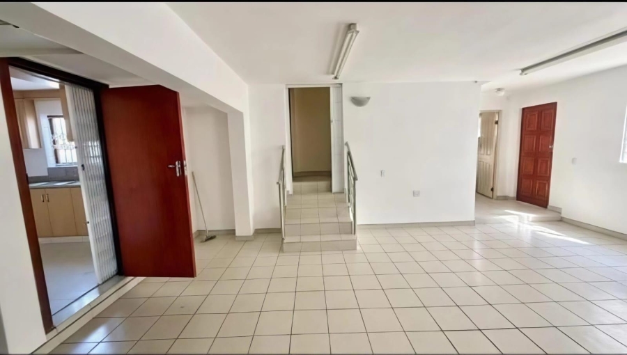 6 Bedroom Property for Sale in Malvern KwaZulu-Natal