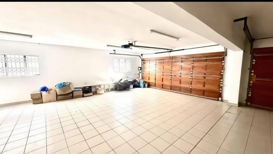 6 Bedroom Property for Sale in Malvern KwaZulu-Natal