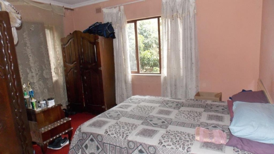 4 Bedroom Property for Sale in Risecliff KwaZulu-Natal