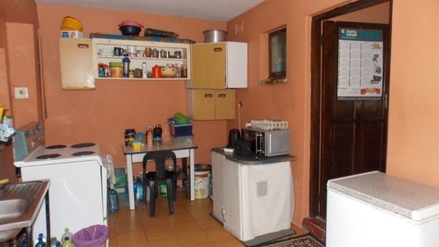 4 Bedroom Property for Sale in Risecliff KwaZulu-Natal
