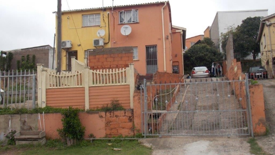 4 Bedroom Property for Sale in Risecliff KwaZulu-Natal