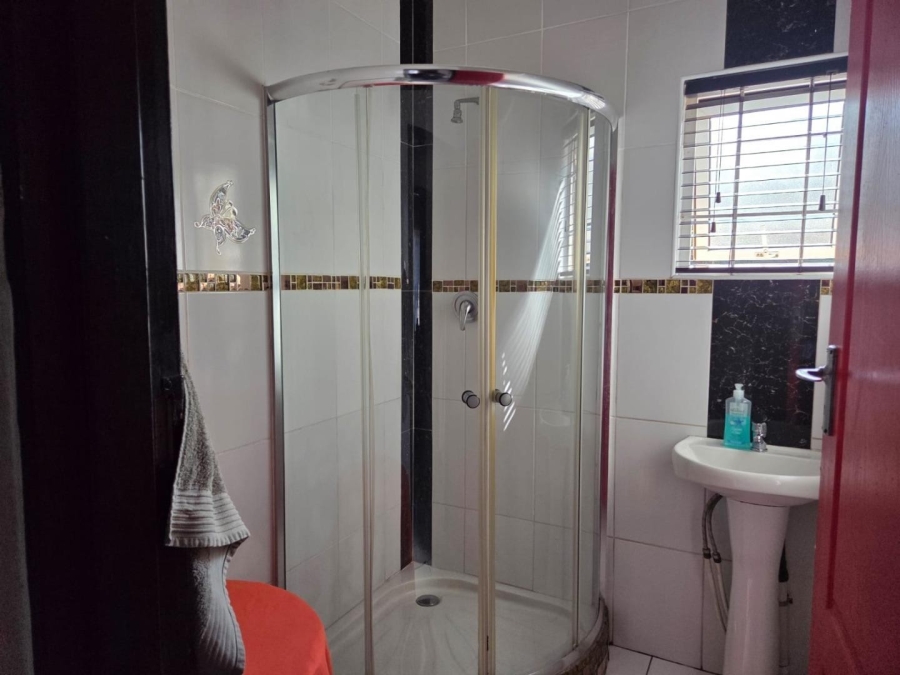 4 Bedroom Property for Sale in Malvern KwaZulu-Natal