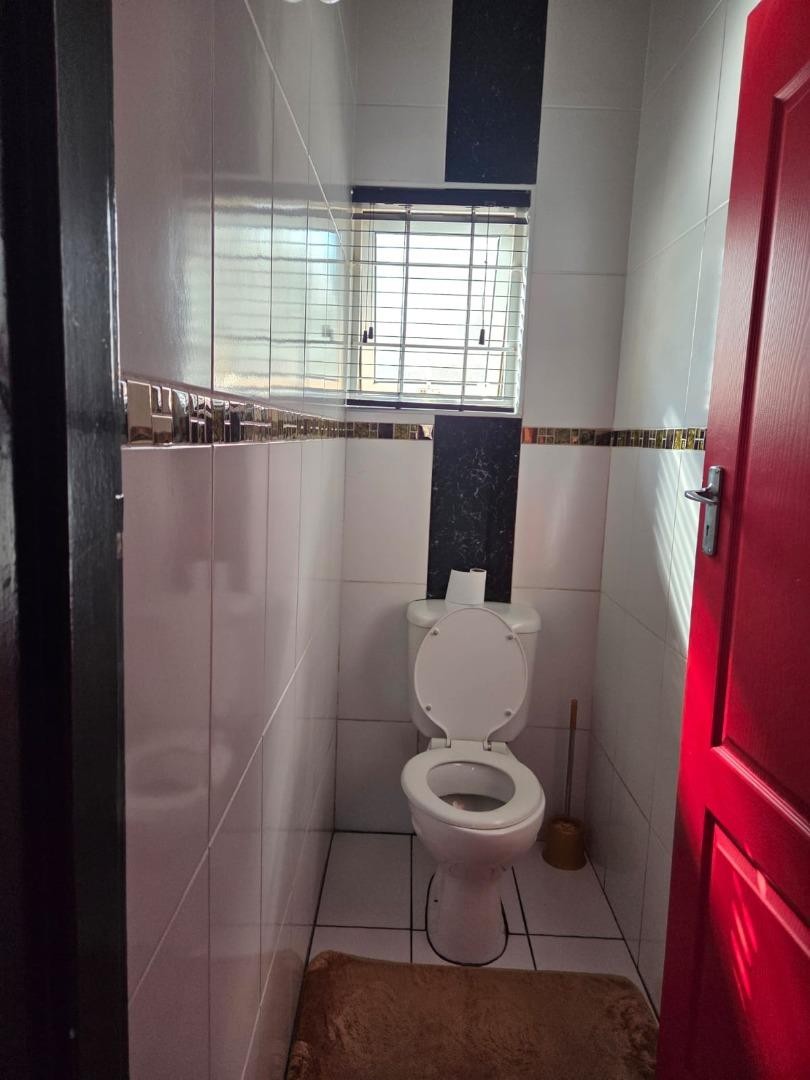 4 Bedroom Property for Sale in Malvern KwaZulu-Natal