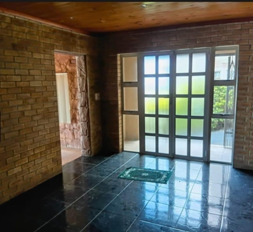 4 Bedroom Property for Sale in Risecliff KwaZulu-Natal