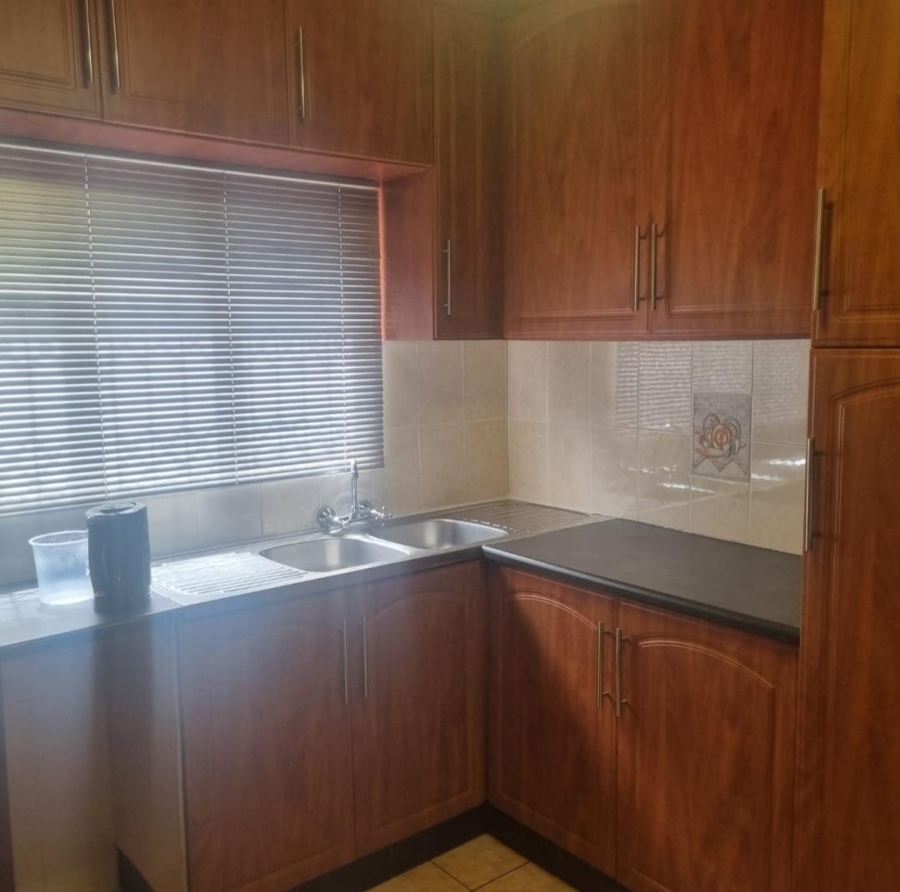 4 Bedroom Property for Sale in Risecliff KwaZulu-Natal