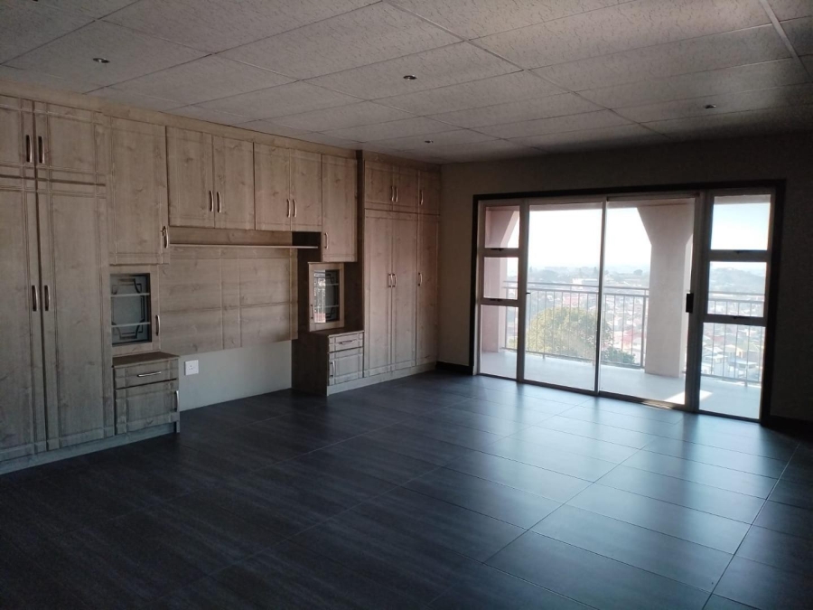 4 Bedroom Property for Sale in Risecliff KwaZulu-Natal