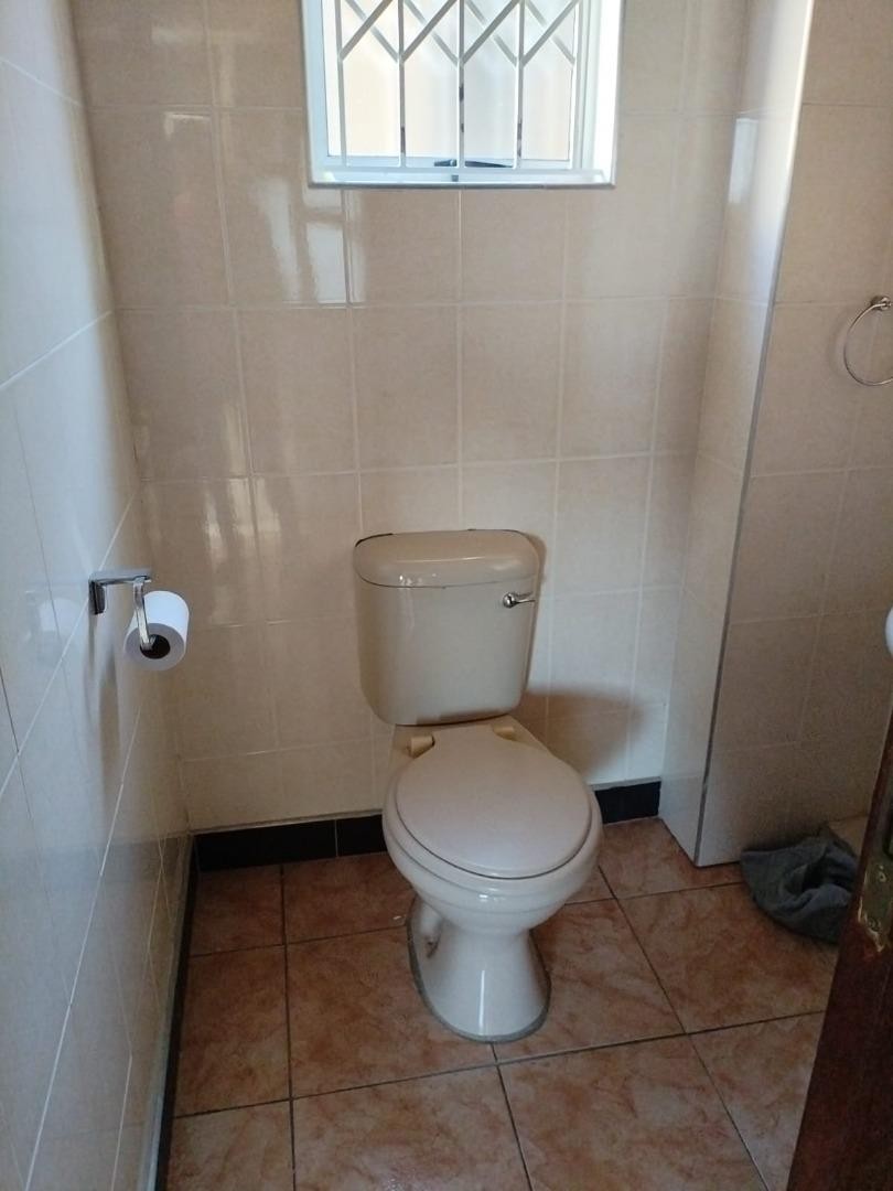 4 Bedroom Property for Sale in Risecliff KwaZulu-Natal