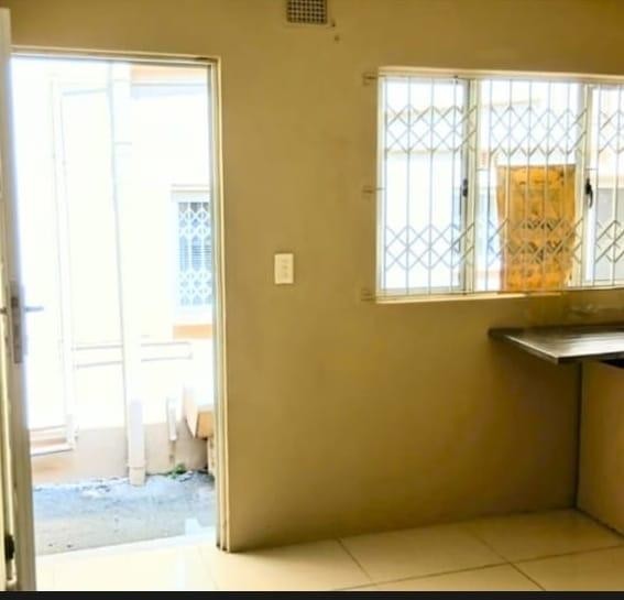 4 Bedroom Property for Sale in Risecliff KwaZulu-Natal