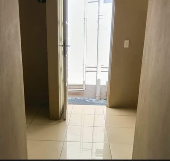 4 Bedroom Property for Sale in Risecliff KwaZulu-Natal
