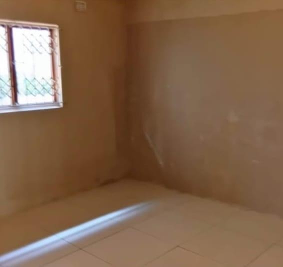 4 Bedroom Property for Sale in Risecliff KwaZulu-Natal