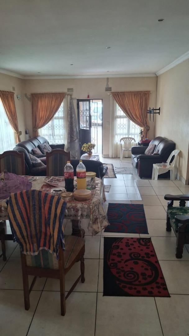 4 Bedroom Property for Sale in Bluff KwaZulu-Natal
